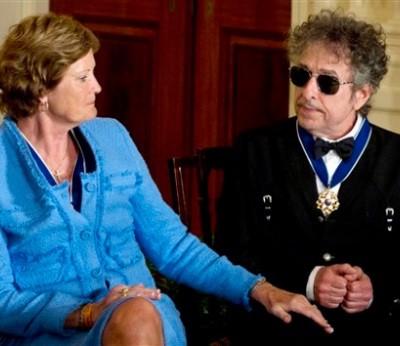 Bob Dylan's awkward situation